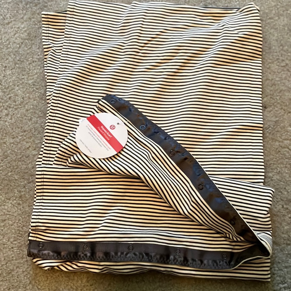 Vinyasa Scarf striped grey white NEW with tags